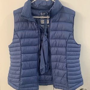Light and packable vest